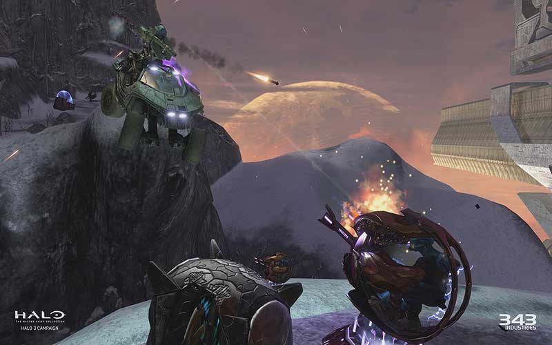 Can you play 3 players on halo master chief collection Update